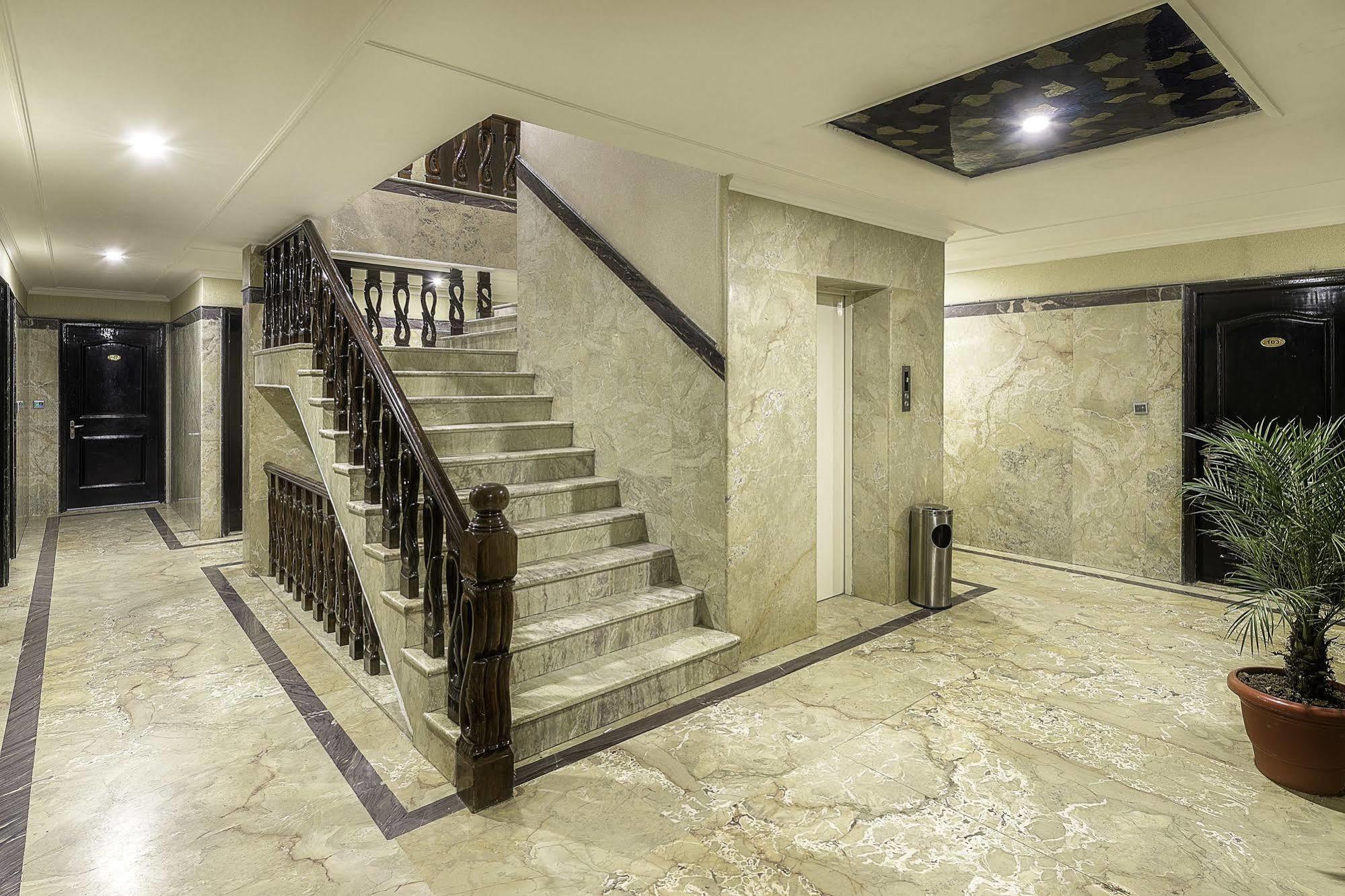 Treebo Trend Singh Sons Karol Bagh Hotel New Delhi Exterior photo